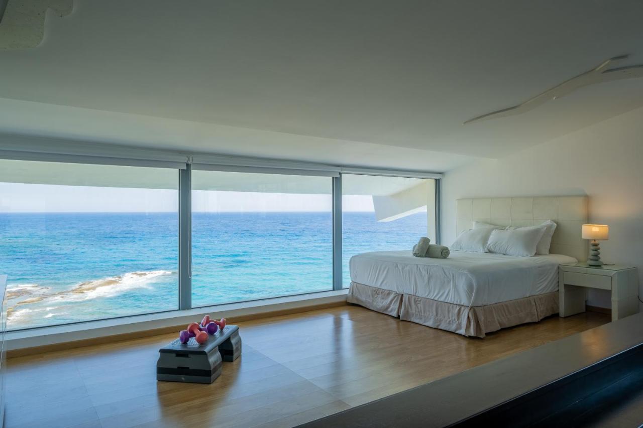 Icarus Luxury Beachfront Villa Gialiskari  Exterior foto