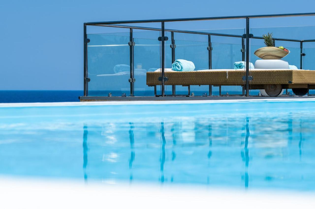 Icarus Luxury Beachfront Villa Gialiskari  Exterior foto